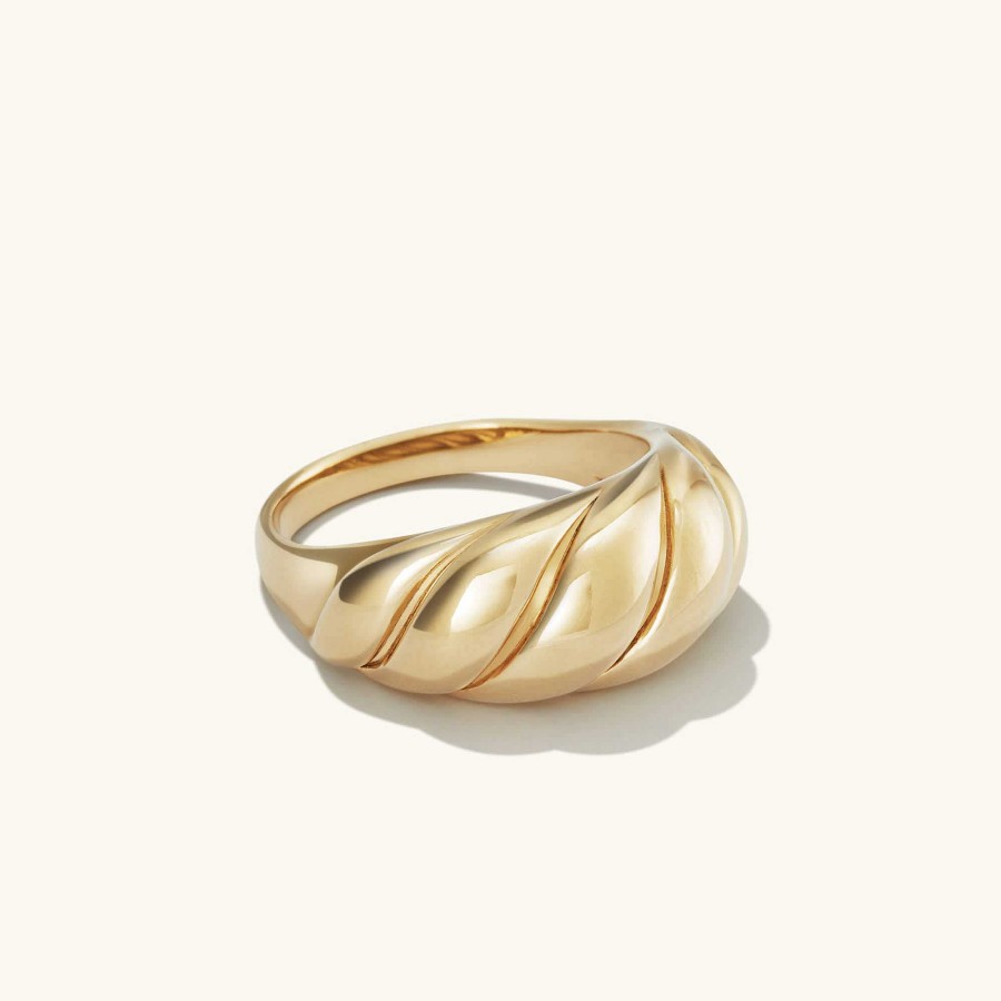 Rings Mejuri | Croissant Dome Ring